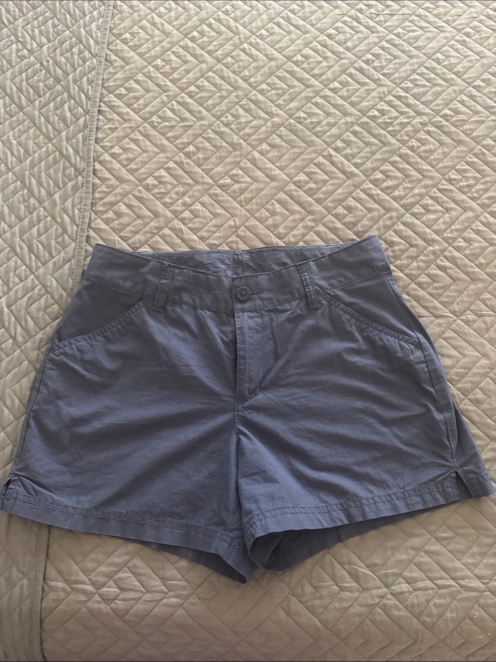 Columbia Classic Women’s Casual Shorts in Dusty Blue